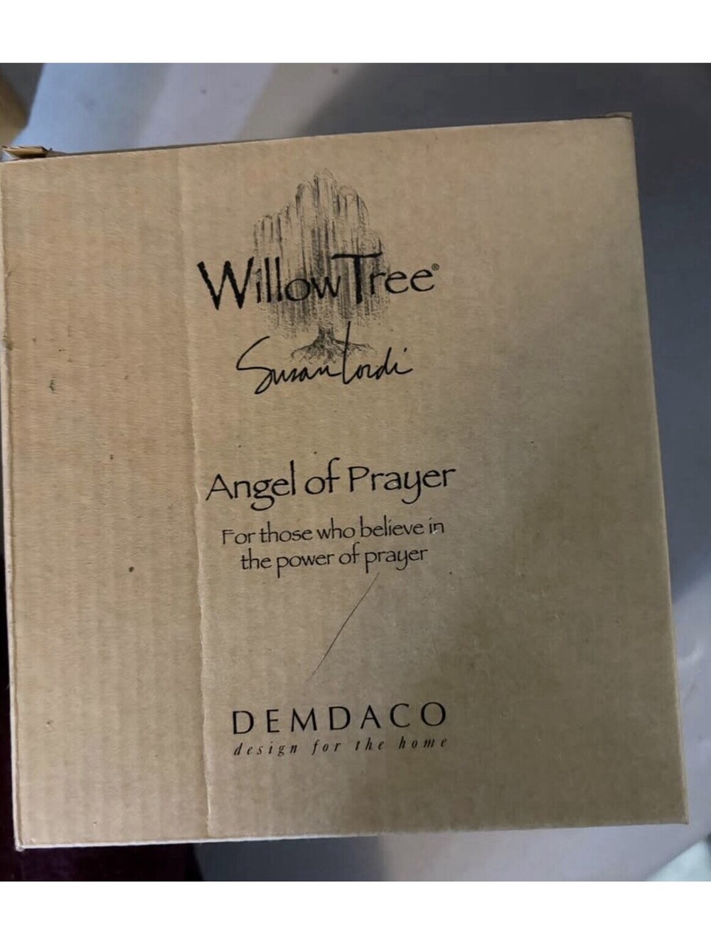NEW Willow Tree ANGEL OF PRAYER  Figurine - Praying Angel Resin Figure